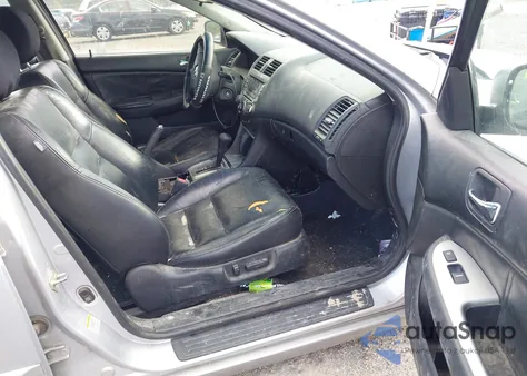 2004 Honda Accord 3.0 Ex z USA, uszkodzony, nr VIN 1HGCM66554A013304